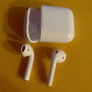 Apple AirPods